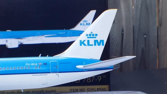 Gemini 200 KLM B787-9(New Livery)Review