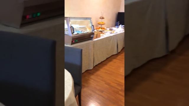 Hotel Barberino (Italy).Breakfast.Завтрак в отеле Barberino di Mugello (Тоскана, Италия) смотреть онлайн
