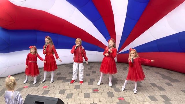 Я рисую этот мир. Крылатское. 01.06.22 смотреть онлайн