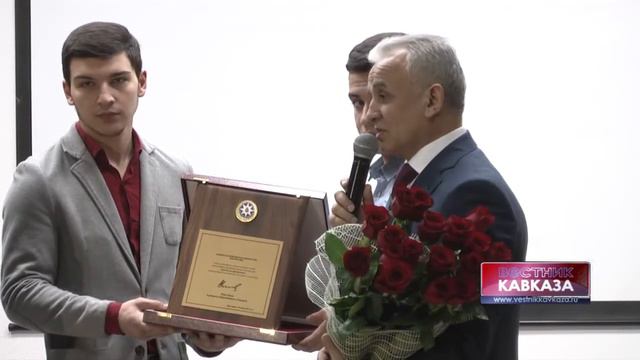 Вручение "Почетного диплома Президента Азербайджанской Республики" ректору МГГЭУ смотреть онлайн