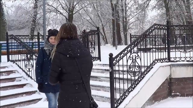 Зимний парк, красивый снегопад в Бресте! Прогулка в парке!