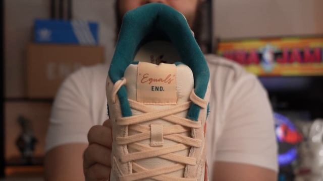 THESE TOOK ME BY SURPRISE! END. X ADIDAS 'EQUALS' TORSION SUPER! смотреть онлайн