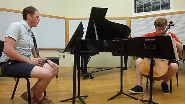 Iridescence for clarinet and cello by Roger Zare смотреть онлайн