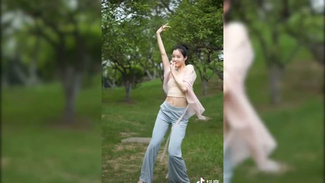 [China Tiktok] Chinese Dancing Douyin 抖音舞蹈 Tik Tok 清明上河图