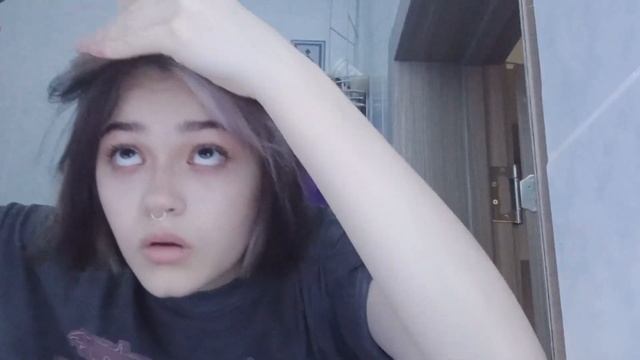 отстригла почти все волосы