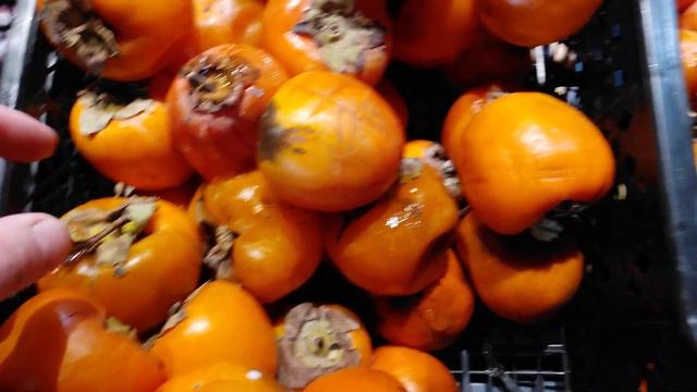 Хурма первого сорта в АТБ. Кривой Рог смотреть онлайн