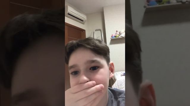 Играю на Яндекс Алисе в угадай персонажа! смотреть онлайн