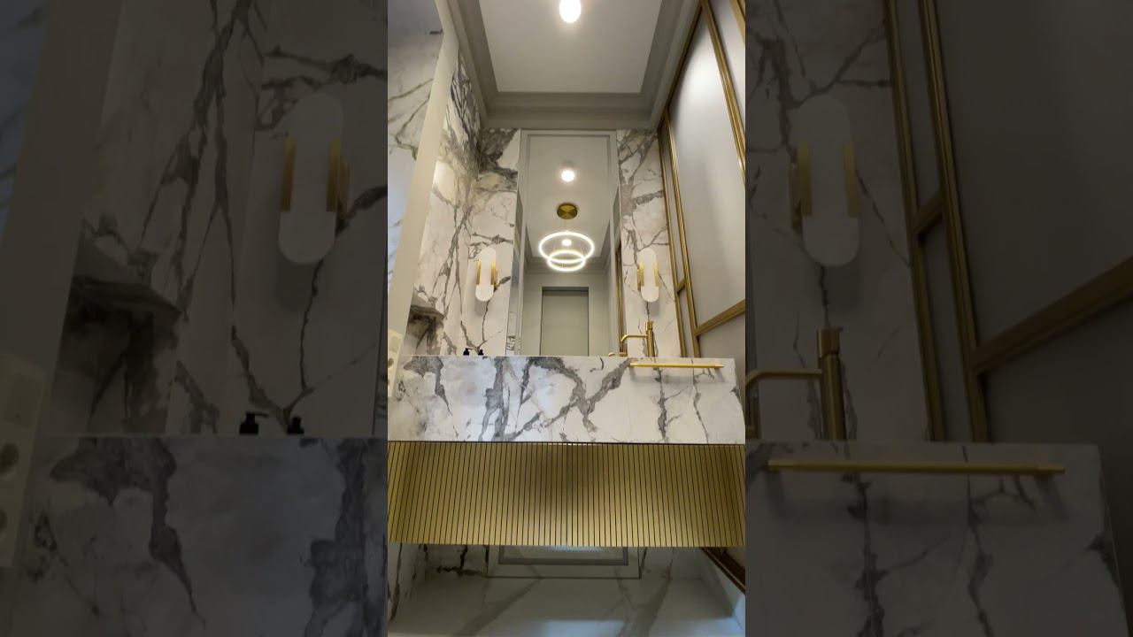 Санузел после ремонта в квартире 1907 года. Мойка из керамогранита. #дизайнерскийремонт смотреть онлайн