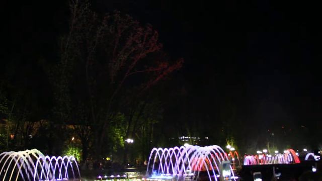 Краснодар 2018. Открытие летнего сезона фонтанов. А.Зайцев смотреть онлайн