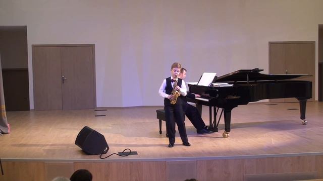 Белла Ковач -Я приветствую Вас, мистер Штраус! Долгов Александр, 10 лет, саксофон смотреть онлайн