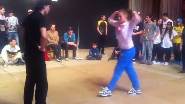 Малюга Vs Ромашка (Z-Round 2013), Локинг