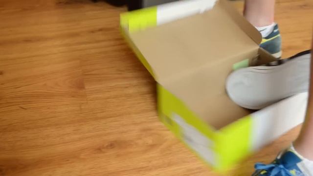 Adidas NEO Daily Shoe Unboxing and Overview смотреть онлайн