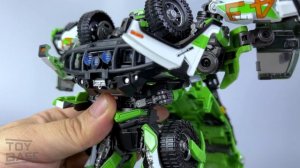 【AOE Ratchet】Transformers: Age of Extinction Customized Repaint MPM11 Hummer H2 Ambulance robot toy