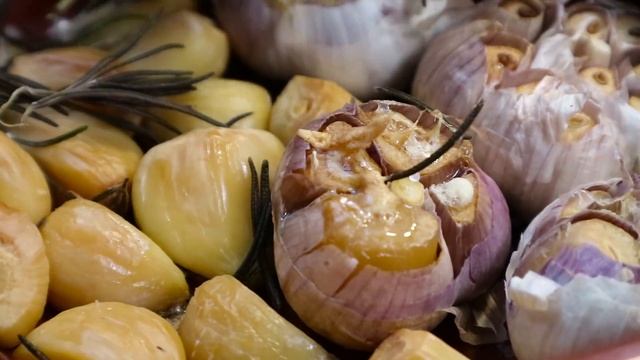 Чесночная паста по французски | Запеченный чеснок с розмарином | How to Roast Garlic |Pâte d’ail смотреть онлайн