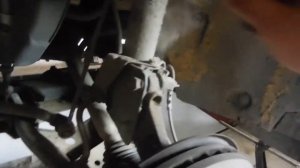 КАК ЗАМЕНИТЬ СТОЙКИ СТАБИЛИЗАТОРА НА Nissan Terrano III