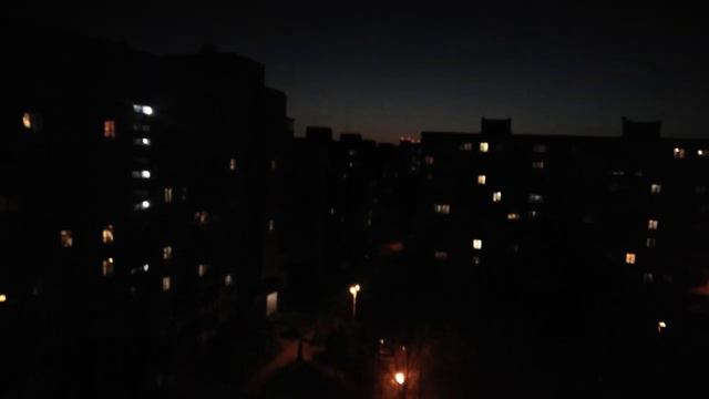 Луна над городом смотреть онлайн