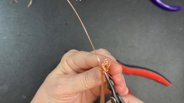 How to Wire Wrap a Heart Cabochon смотреть онлайн