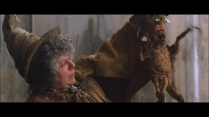Орущая Мандрагора из фильма "Гарри Поттер и тайная комната" орёт голосом ОРУЩЕГО КОВБОЯ