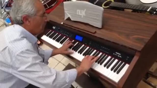 Piano Digital Nux Fantasia de Frederick Chopin смотреть онлайн