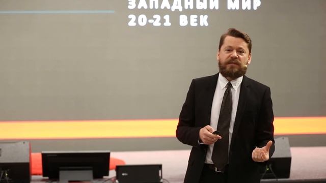 Режиссура и атмосфера проектов будущего | Александр Легчаков | TEDxPokrovkaSt смотреть онлайн