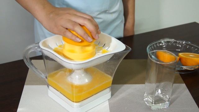 KF 9605 Orange Juicer смотреть онлайн