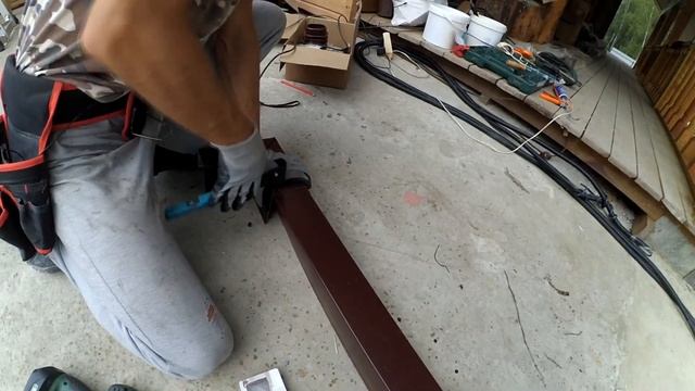 Монтаж водосточной системы. Часть1 смотреть онлайн