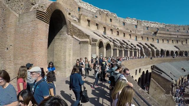 Colosseum Walking Tour - 4K - Rome, Italy смотреть онлайн