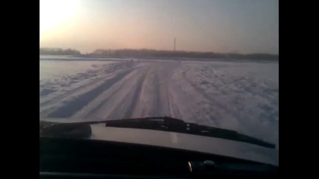 Дочери 13 лет, рулит на ВАЗ-2131 и тойоте... смотреть онлайн