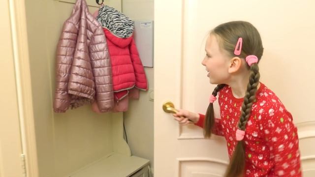 Лиза и полезные примеры правильного поведения для детей - сборник видео смотреть онлайн