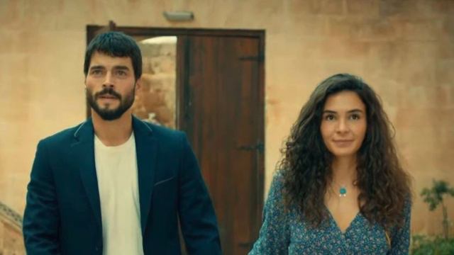 Las duras declaraciones de Akin Akınözü sobre Ebru Şahin fueron sorprendentes смотреть онлайн