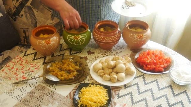 Жаркое с говядиной и грибами в горшочках (старинное блюдо Русской Кухни) смотреть онлайн