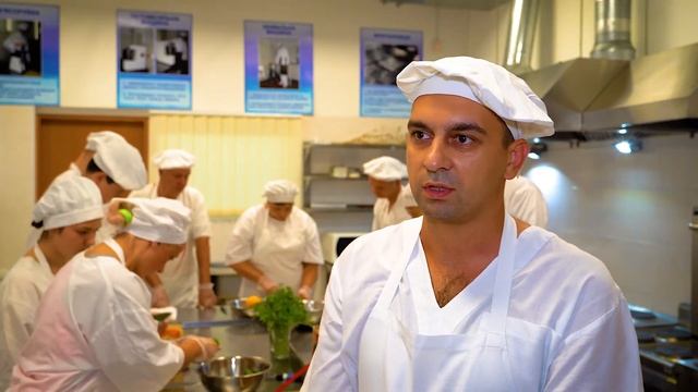 ОДЕССКИЙ ЦПТО _ ПРОФЕССИ ШВЕИ, ПОВАРА И БАРМЕНА смотреть онлайн