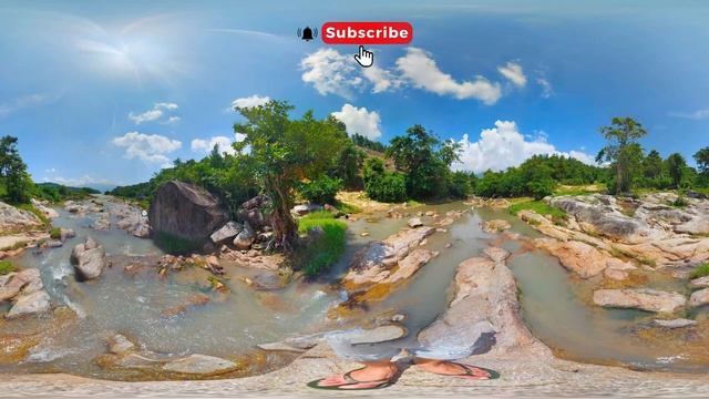 Monday Left Me Broken Cat Finding Challenge But It's 360 Degree video смотреть онлайн