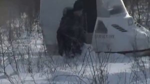 Снегоходы Буран и Прмысловик по метровому снегу , Буран по глубокому снегу