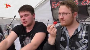 Чемпионат по поеданию жгучих перцев! Жесть! Смотреть до конца!