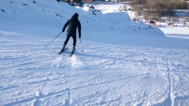 Мой дебют на горных лыжах! смотреть онлайн