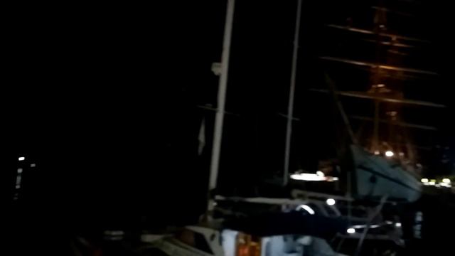 Отдых в Крыму . Отдых в Крыму, вечерняя Ялта. смотреть онлайн
