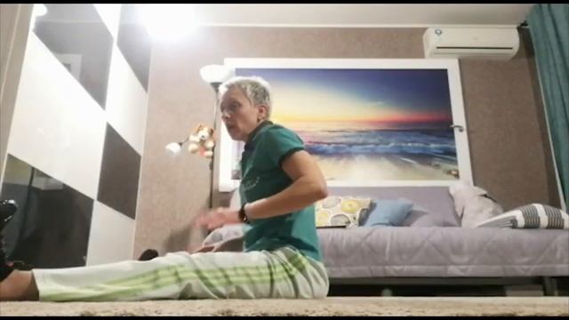 Эффективный стретчинг дома | Короче, Омск #94 смотреть онлайн