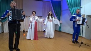 Марийские частушки. Радуют Сергей Зайнитдинов, Лилия и Элина Матвеевы, Сергей Пакеев.