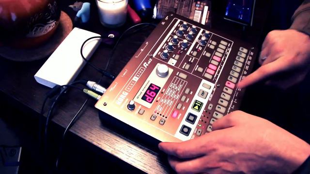 Попытки делать музыку на Korg Electribe ER MK2 смотреть онлайн
