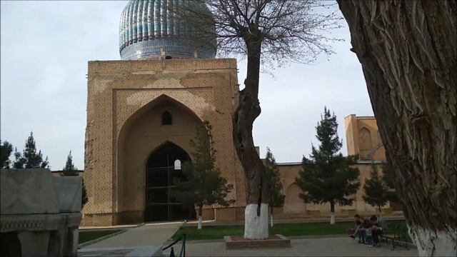 Die Moschee Bibi Khanum in Samarkand смотреть онлайн