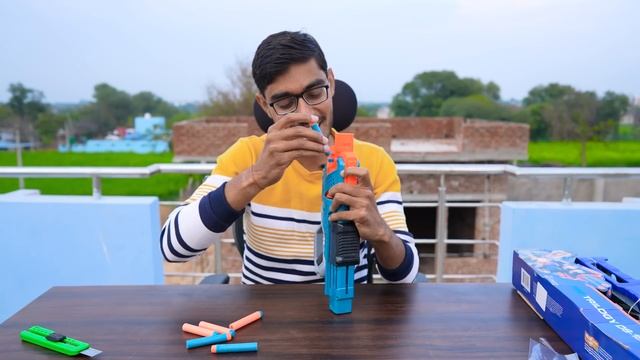 Unboxing Large Nerf Gun & Testing | महंगा है पर मस्त है | Very Awesome смотреть онлайн