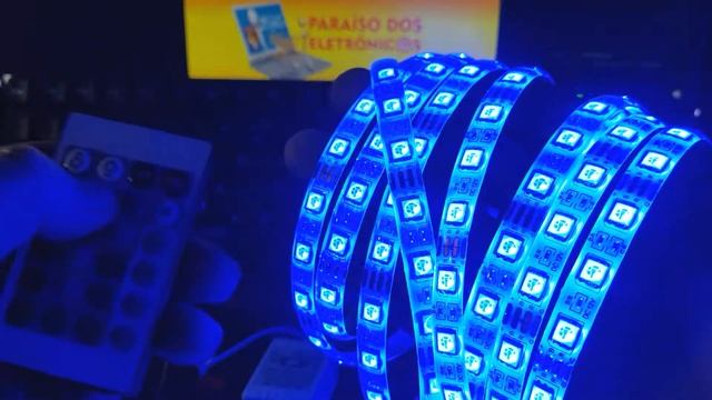 Fita LED 5050 RGB Com Controle Remoto E Variações de Cores Siliconada e Adesivada 5 M 12V EC-5050FR смотреть онлайн