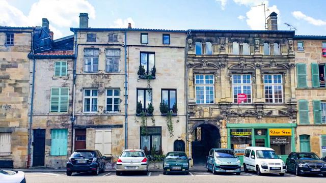 Historic structures in upper Bar-le-Duc смотреть онлайн