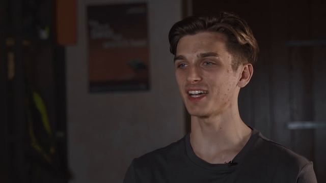 Valentino Rossi: The Why & How of Training on Dirt смотреть онлайн