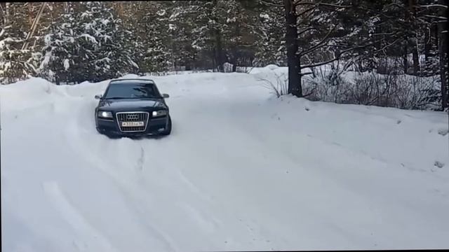 8s iduA / Audi s8 / reddeR / Ridder смотреть онлайн
