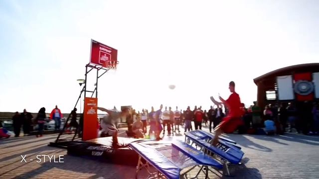 PEOPLE ARE AWESOME | BASKETBALL | SUPER DUNK 2017 смотреть онлайн