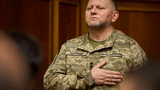 Zaluzhny è Stato Dichiarato Non Idoneo Al Servizio Militare.