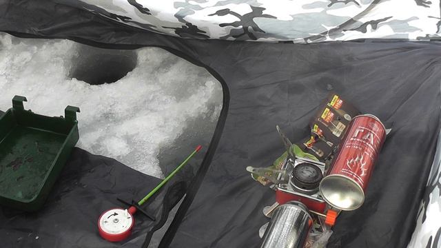 рыбалка в палатке смотреть онлайн