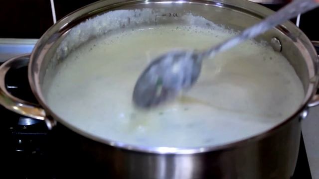 Как Сделать Твёрдый Сыр в Домашних Условиях - Твёрдый Сыр с Петрушкой и Чесноком смотреть онлайн